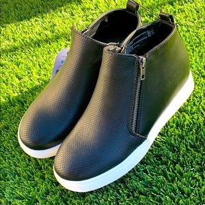 Brand New! Black heel sneakers.